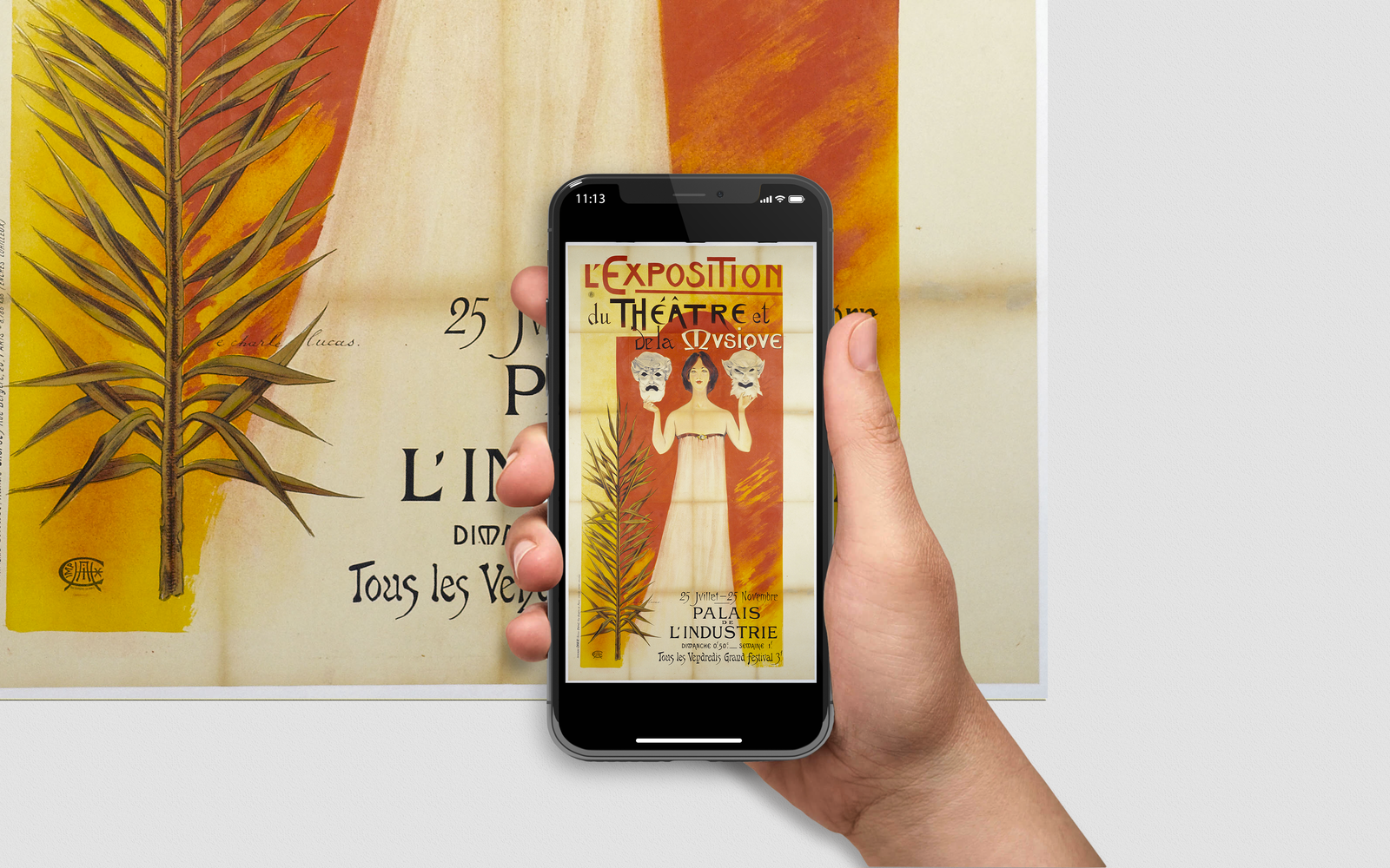 mockup con mano che regge uno smatphone e inquadra il oster rappresentato sullo sfondo